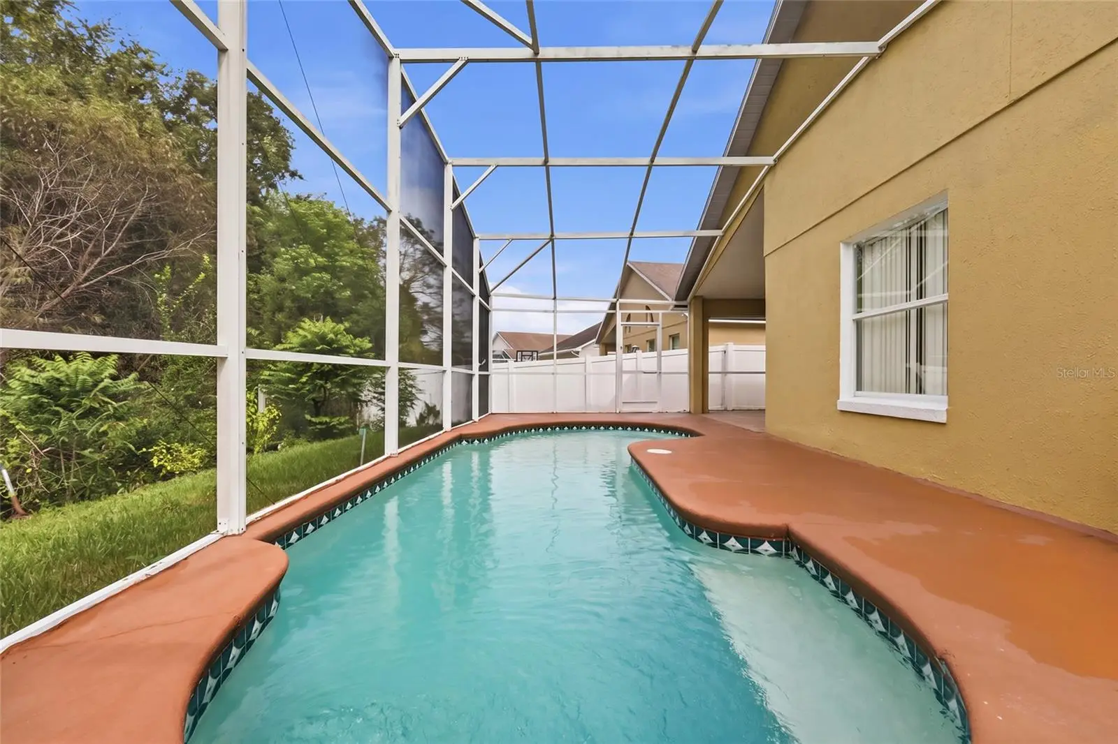 2452 Winchester Boulevard, FL