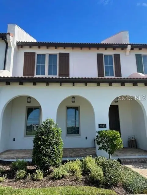 8943 Lakeshore Pointe Drive, FL