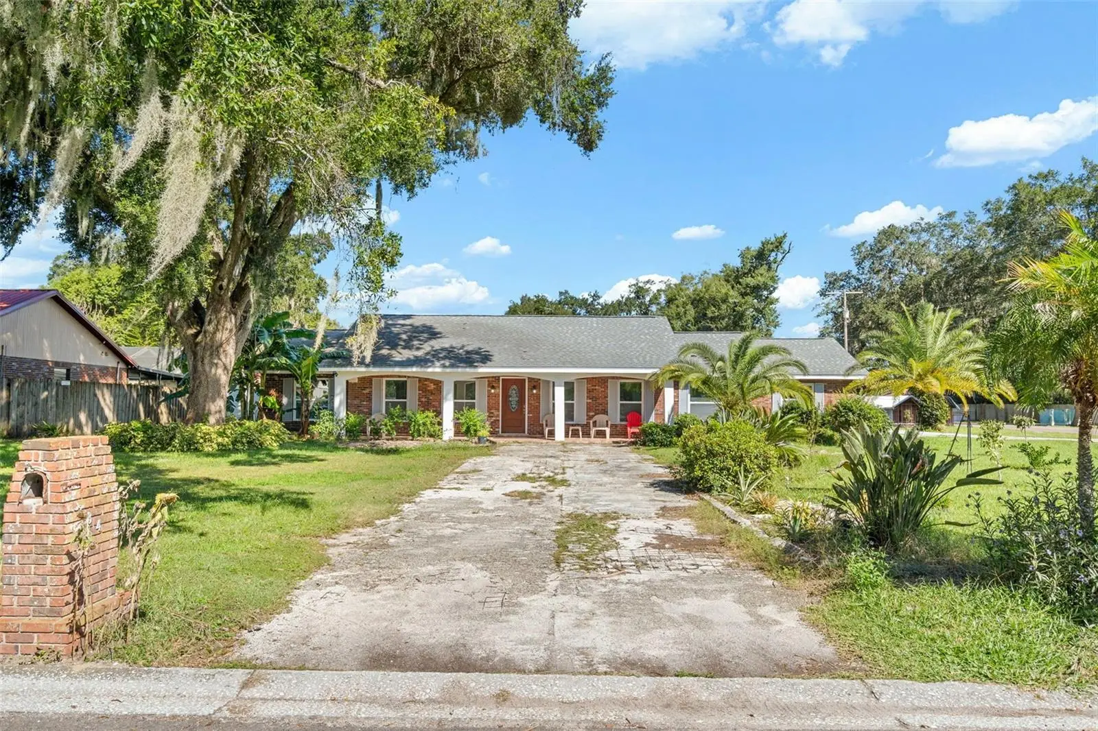 334 Hollowtree Drive, FL