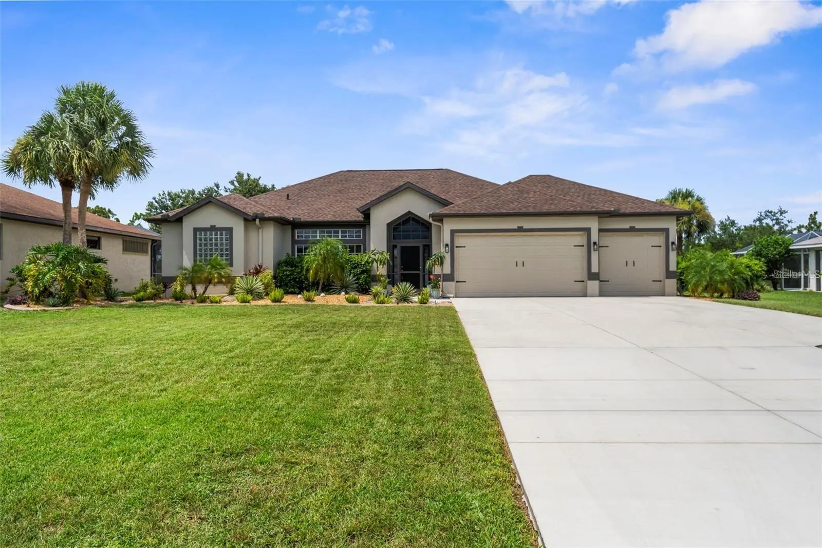 571 Boundary Boulevard, FL