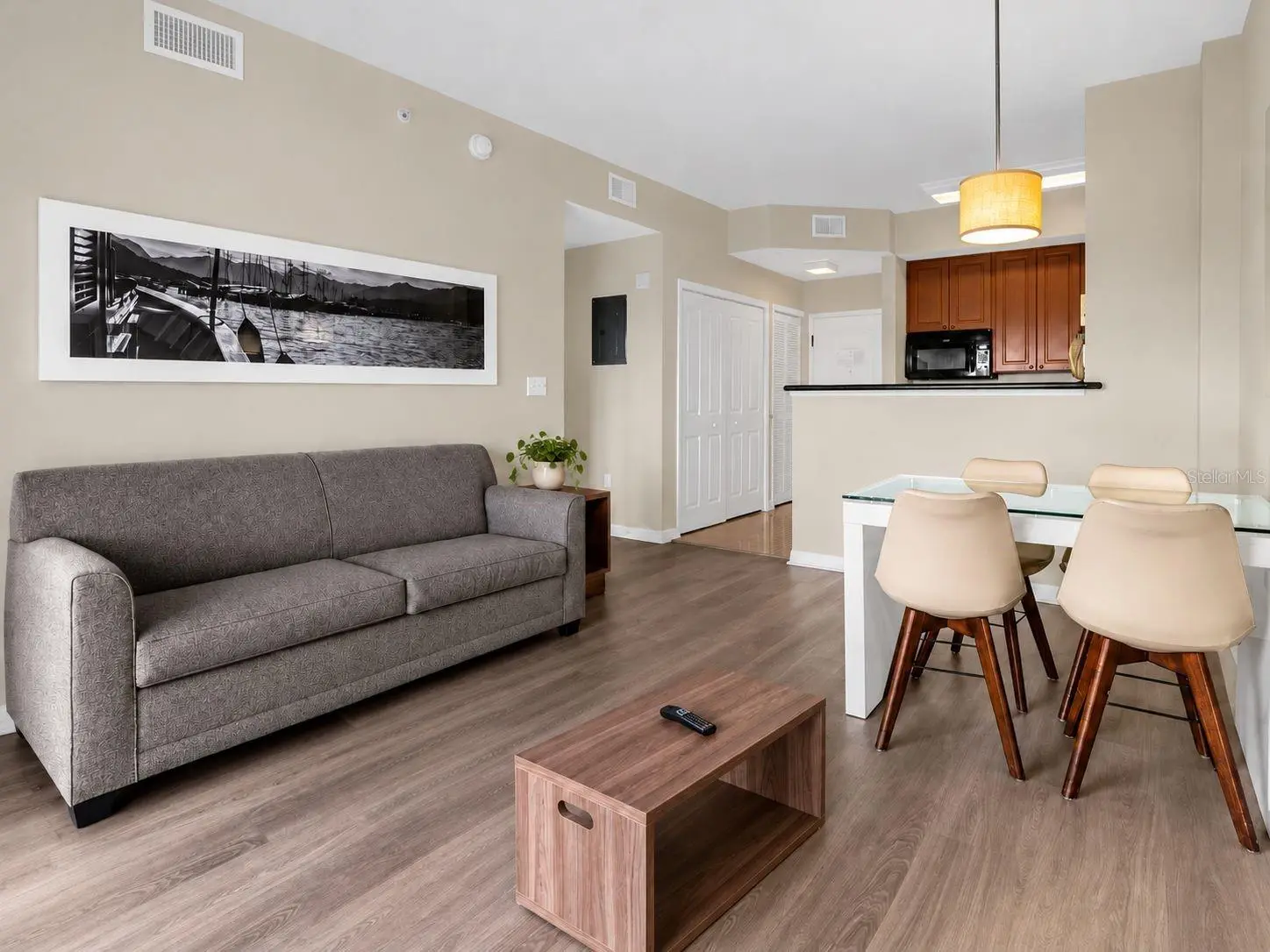 7395 Universal Boulevard, FL