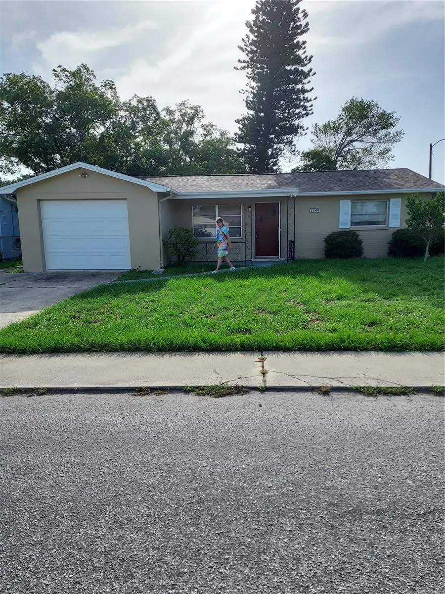 1240 Chelsea Lane, FL