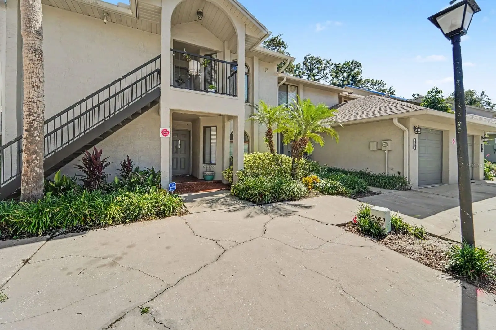 143 Crown Point Circle, FL