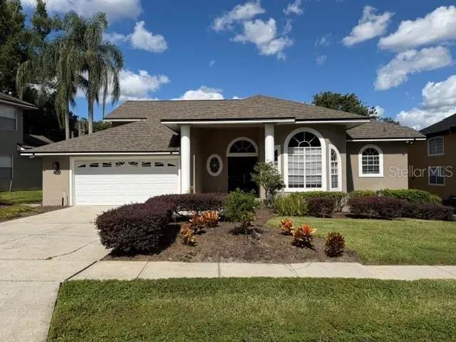 690 Oak Hollow Way, FL