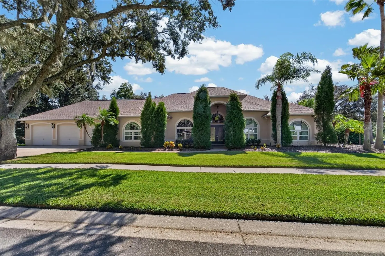 1009 Emerald Creek Drive, FL