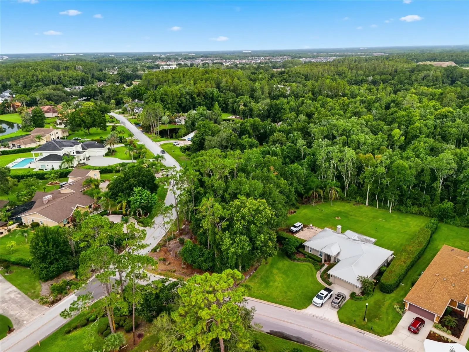 Fox Hunt Drive, FL