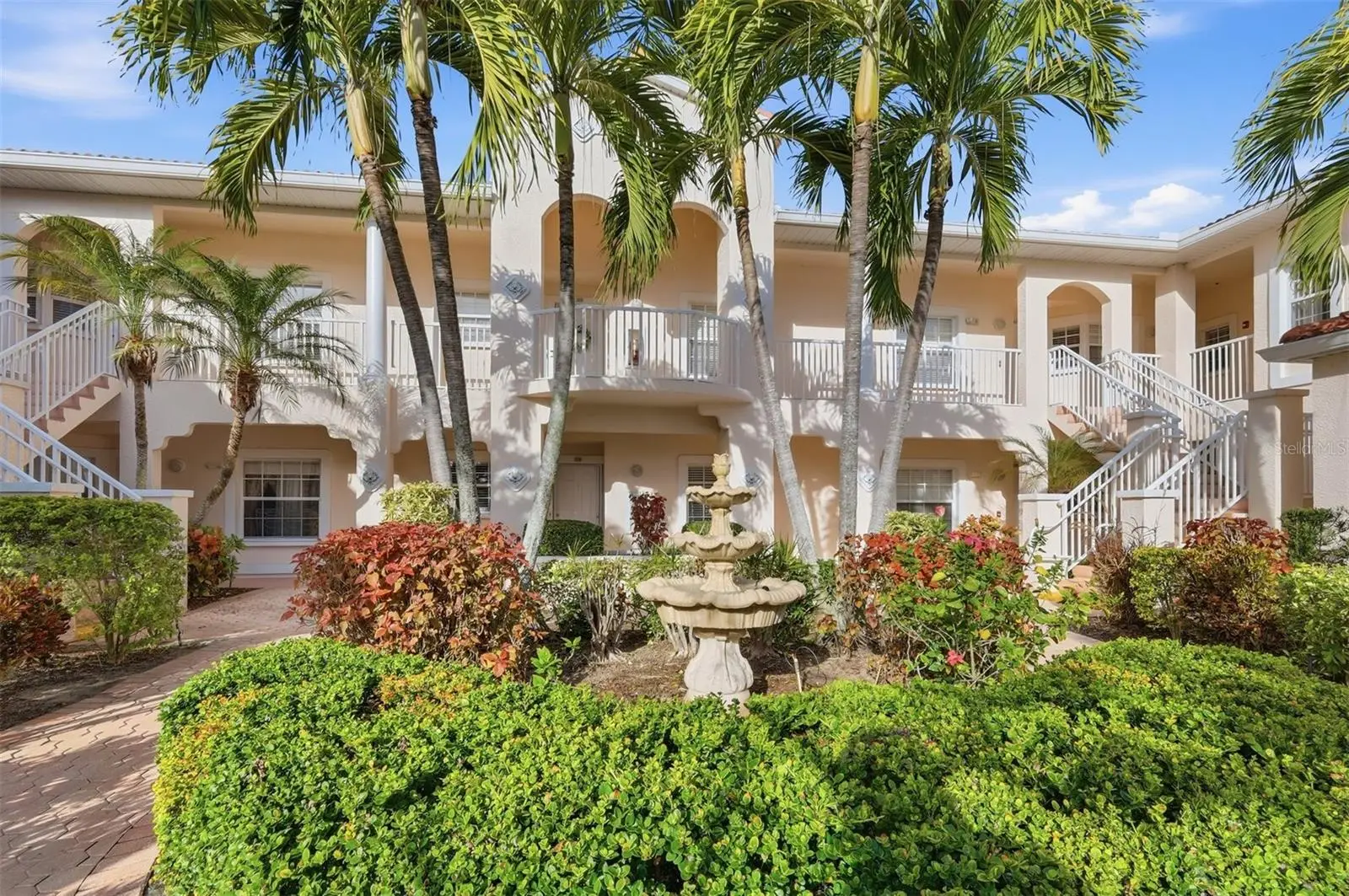 4220 Central Sarasota Parkway, FL