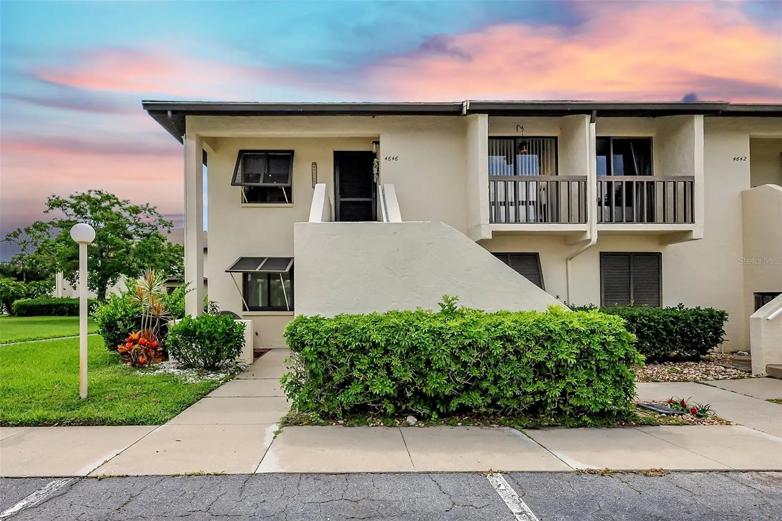 4646 Longwater Chase, FL