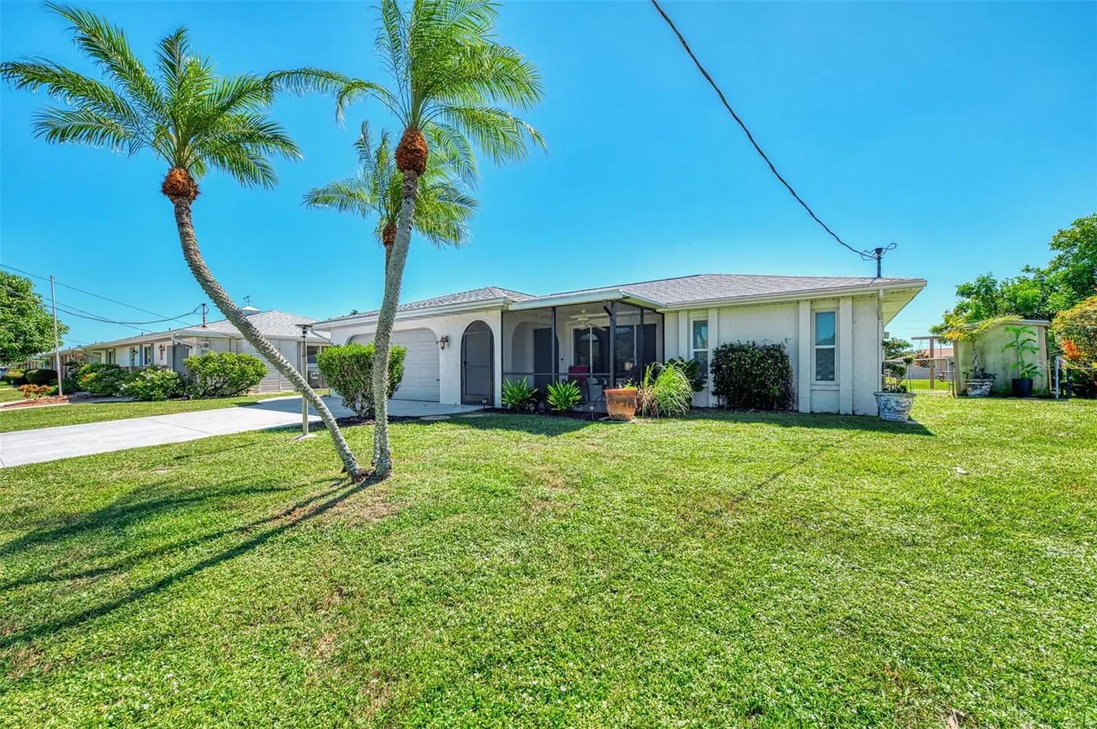 432 Edgewood Road, FL