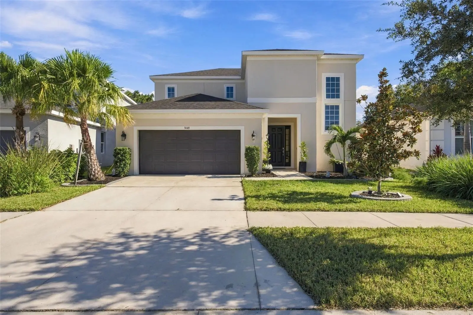 9009 Spruce Creek Circle, FL