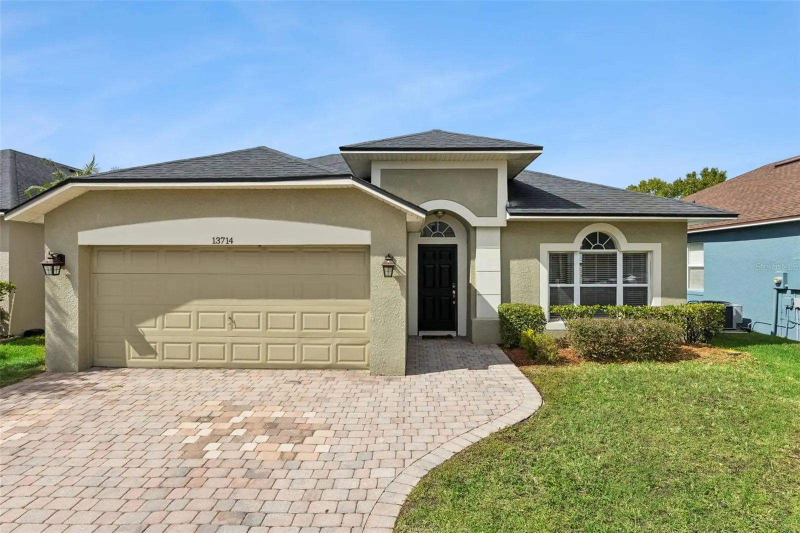 13714 Huntwick Drive, FL