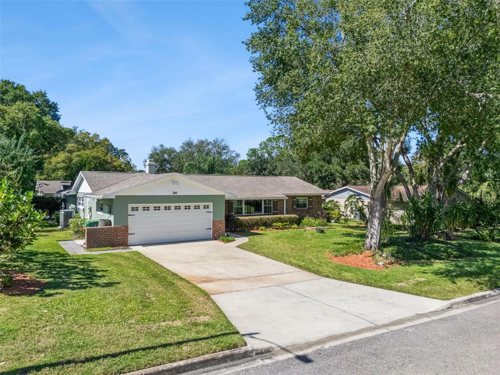 390 Grove Court, FL