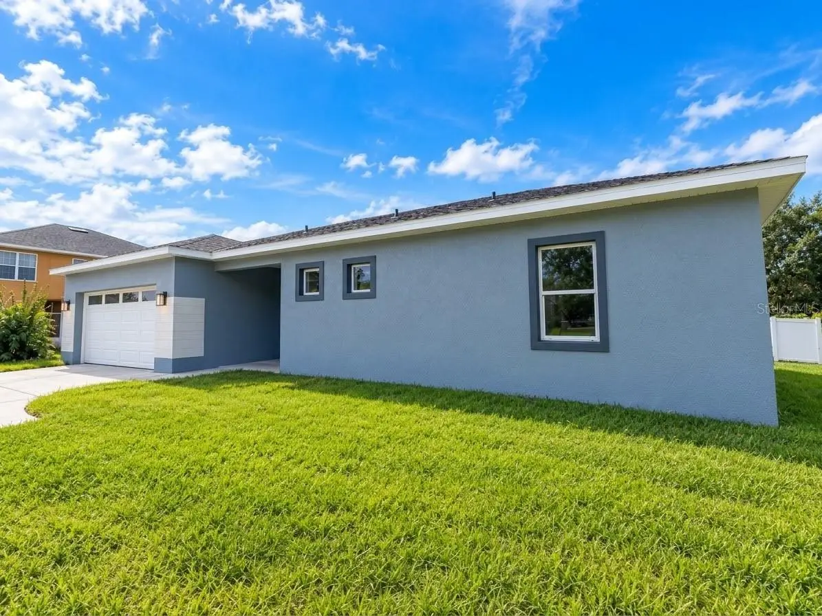 506 Bristol Circle, FL