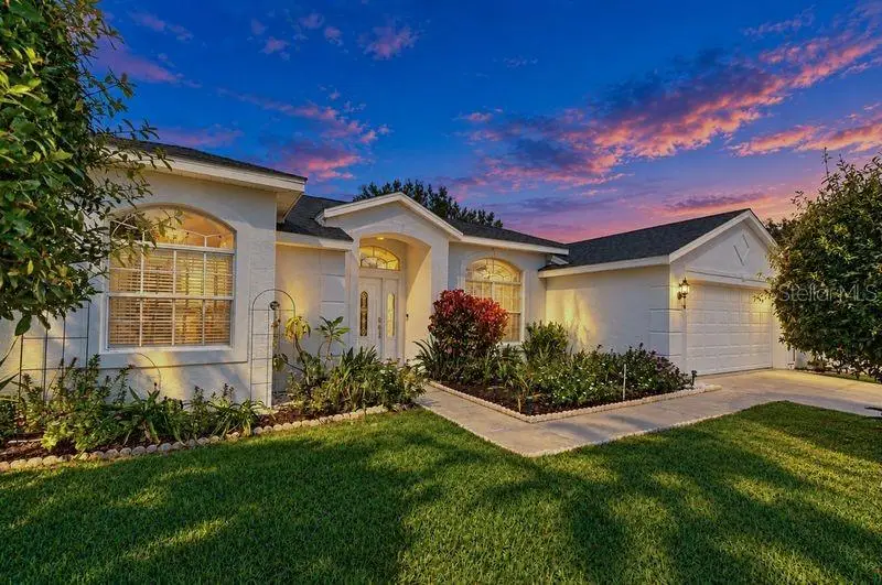 316 Crystal Goblet Court, FL
