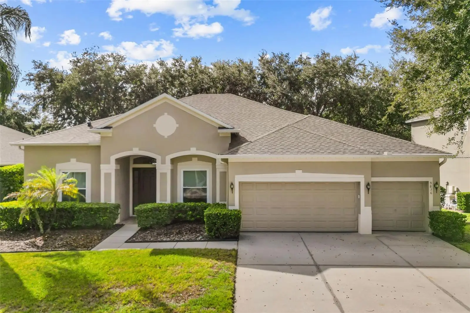 9836 Marsh Pointe Drive, FL