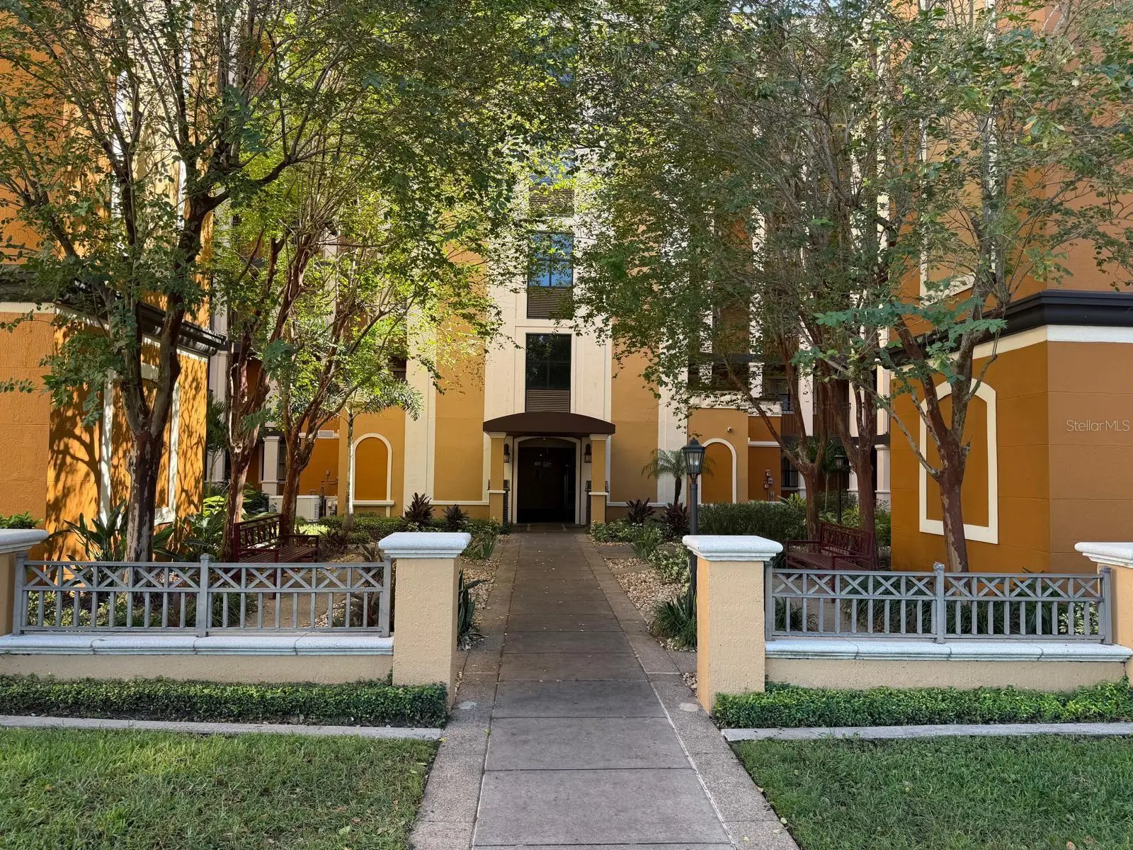 12527 Floridays Resort Drive, FL