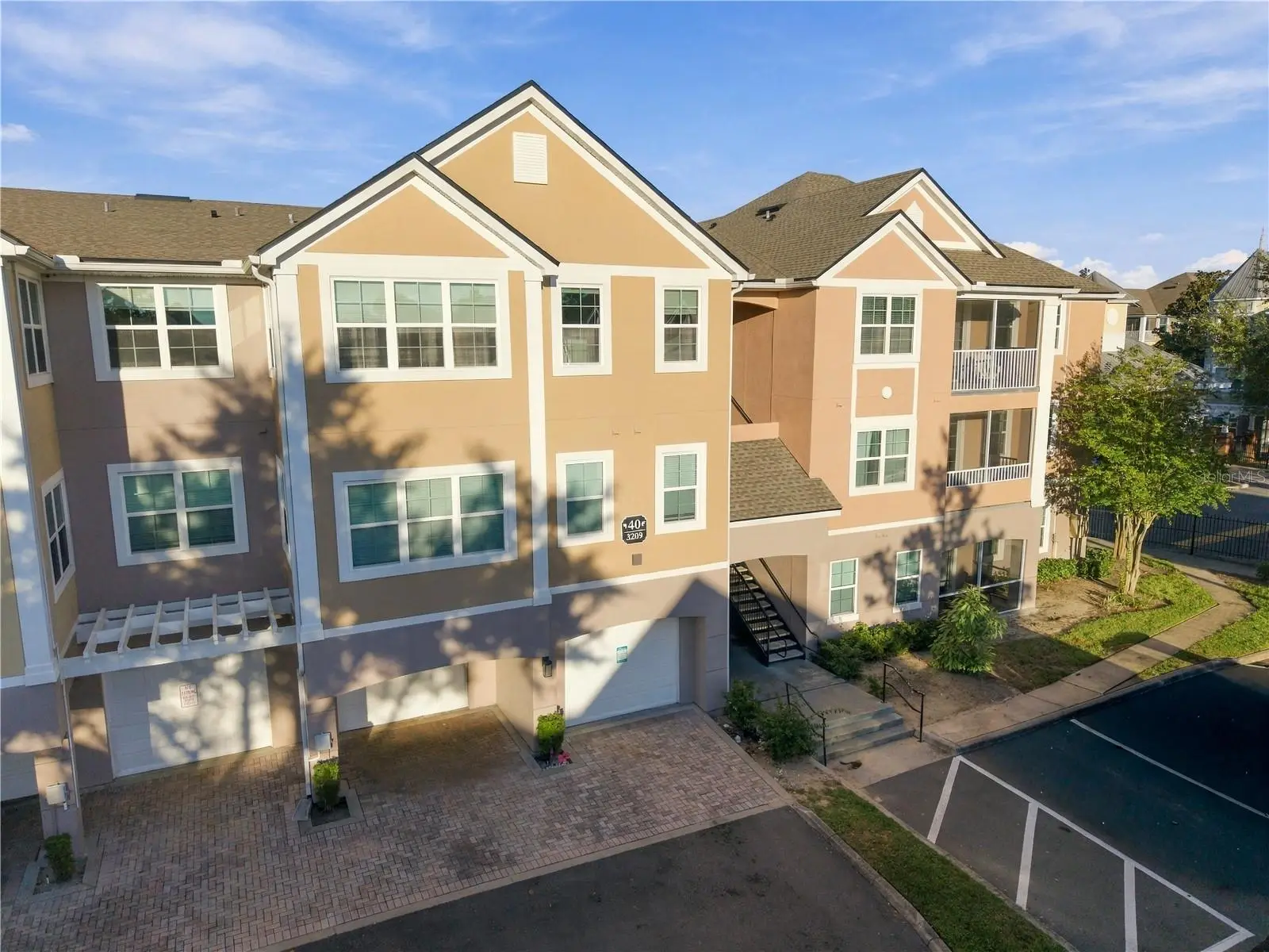 3209 Parkchester Square Boulevard, FL