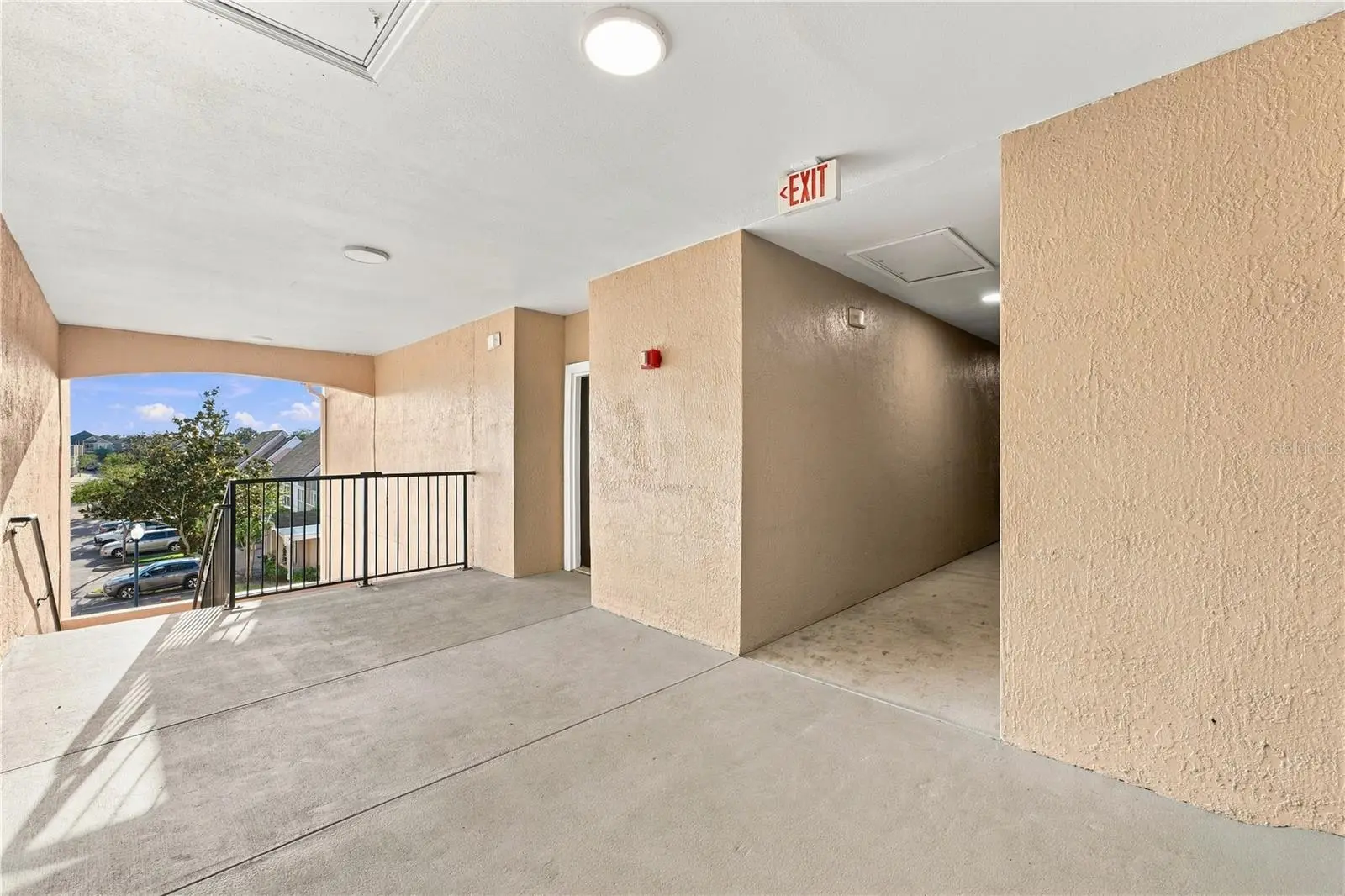 3209 Parkchester Square Boulevard, FL