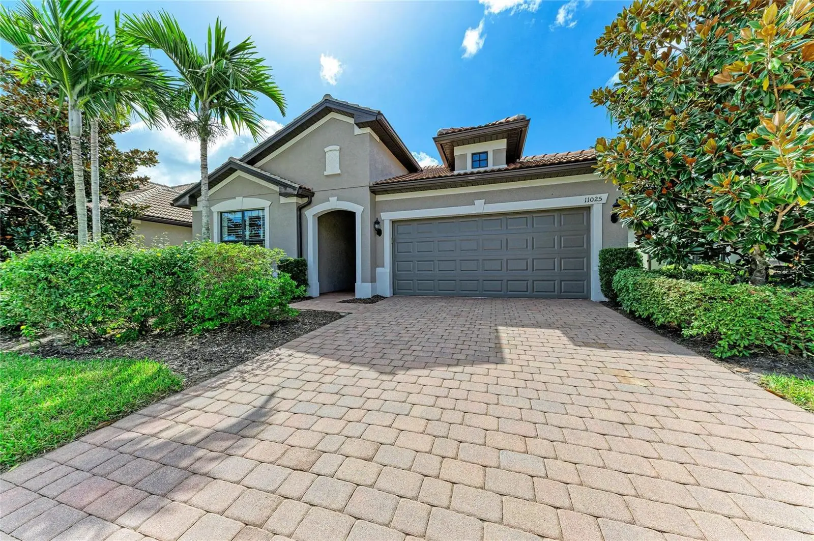 11025 Sandhill Preserve Drive, FL
