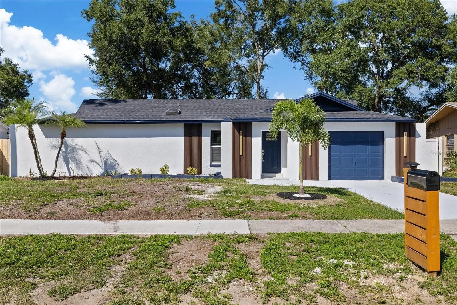 517 Falkirk Avenue, FL