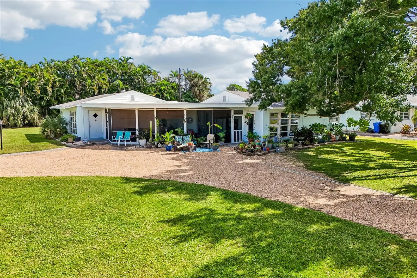 320 Parkside Drive, FL
