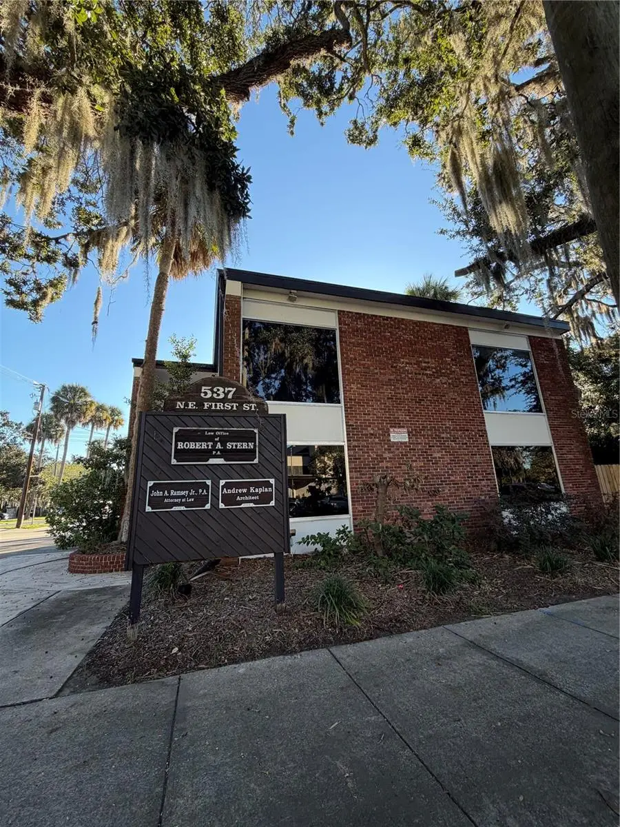 537 1st Street, FL