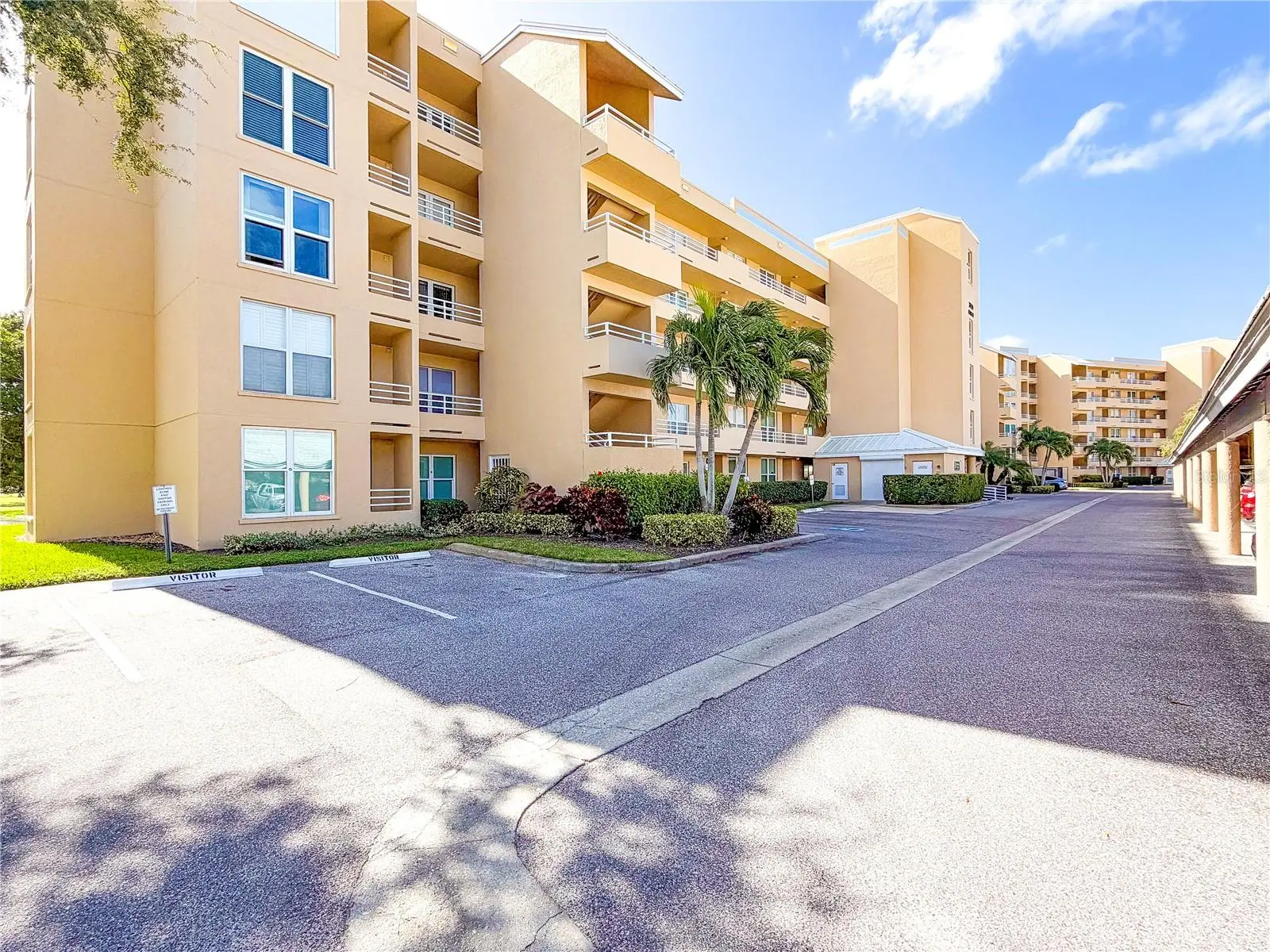 3750 Pinebrook Circle, FL
