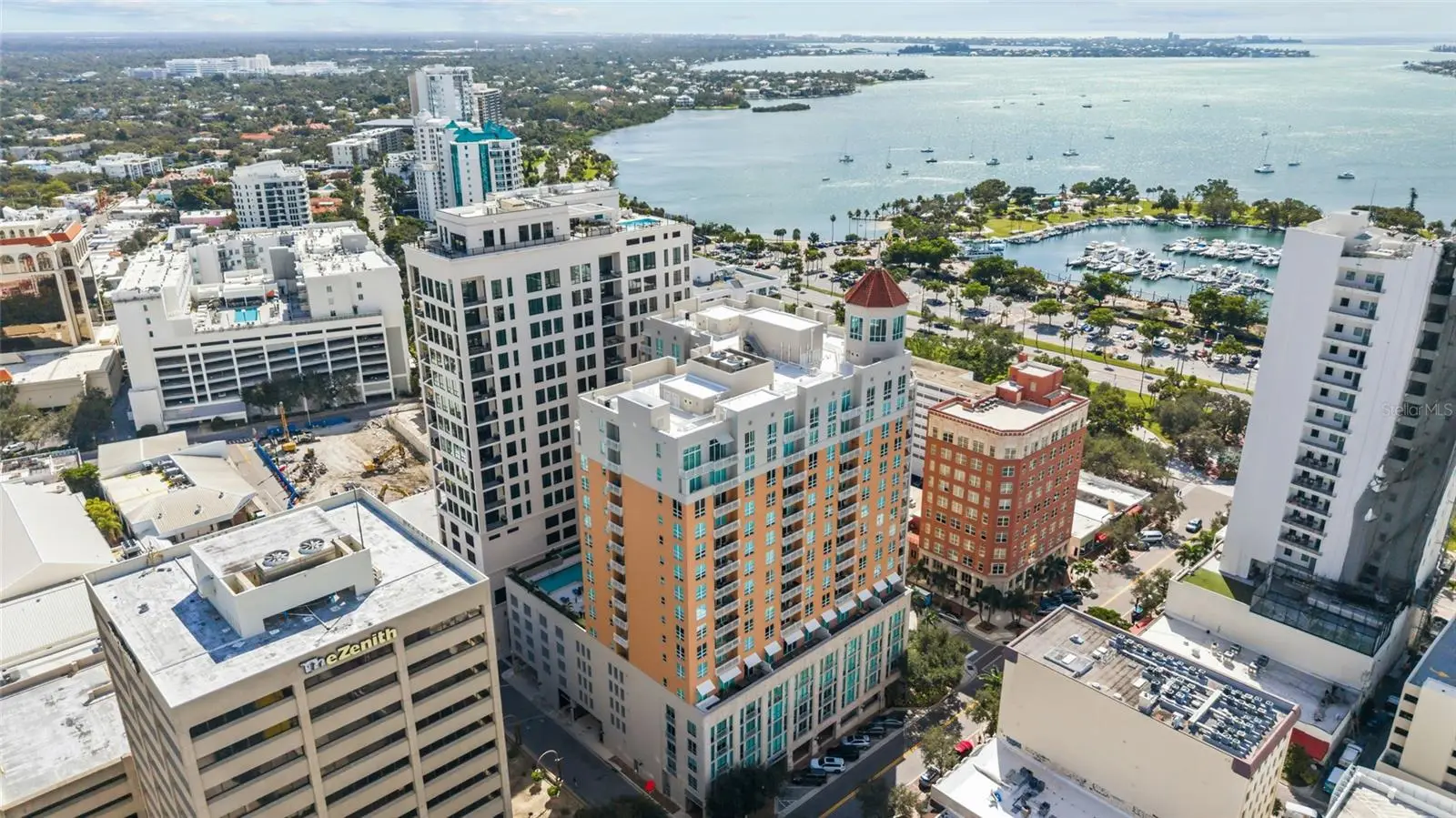 1350 Main Street, FL