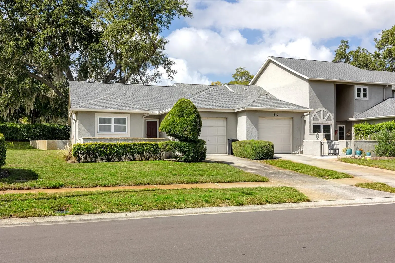 340 Buckingham Place, FL