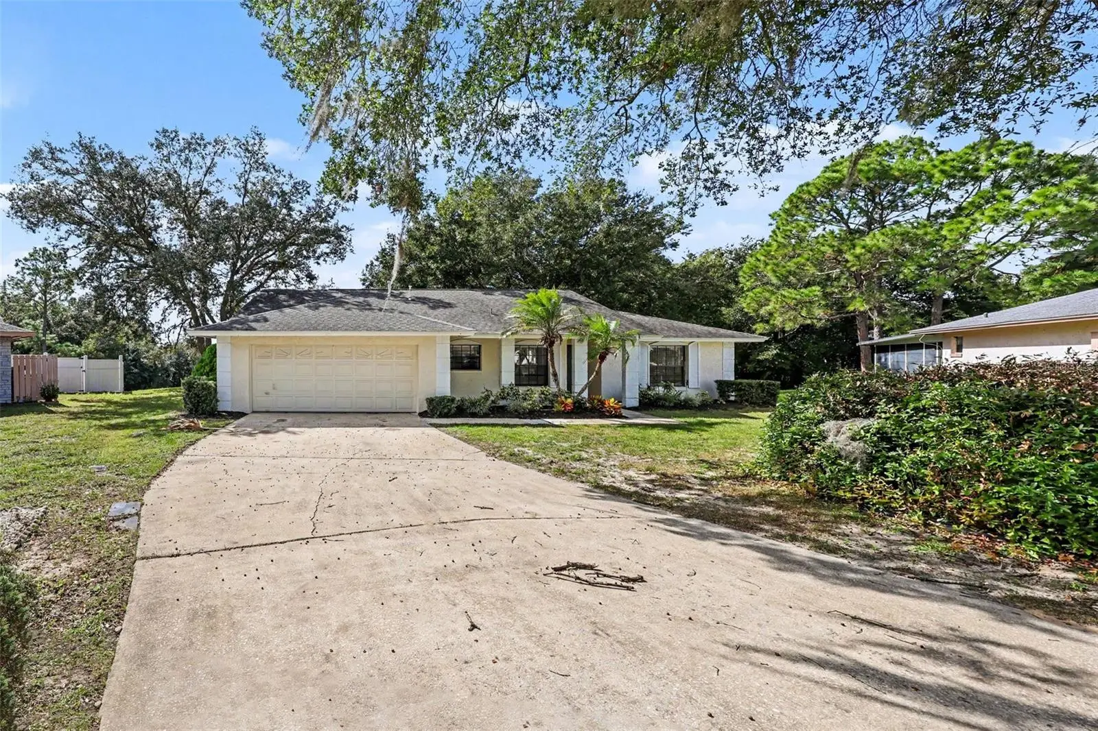 980 Abby Ridge Court, FL
