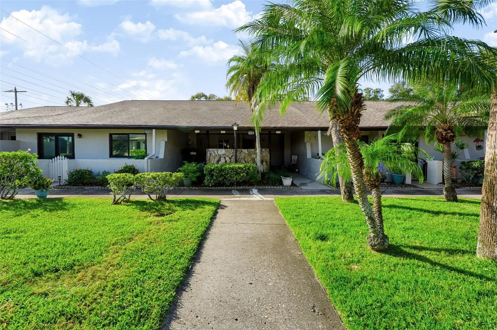 1221 13th Circle, FL