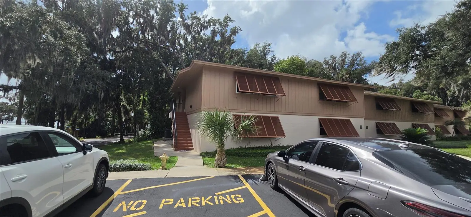 100 Sweetgum Woods Court, FL