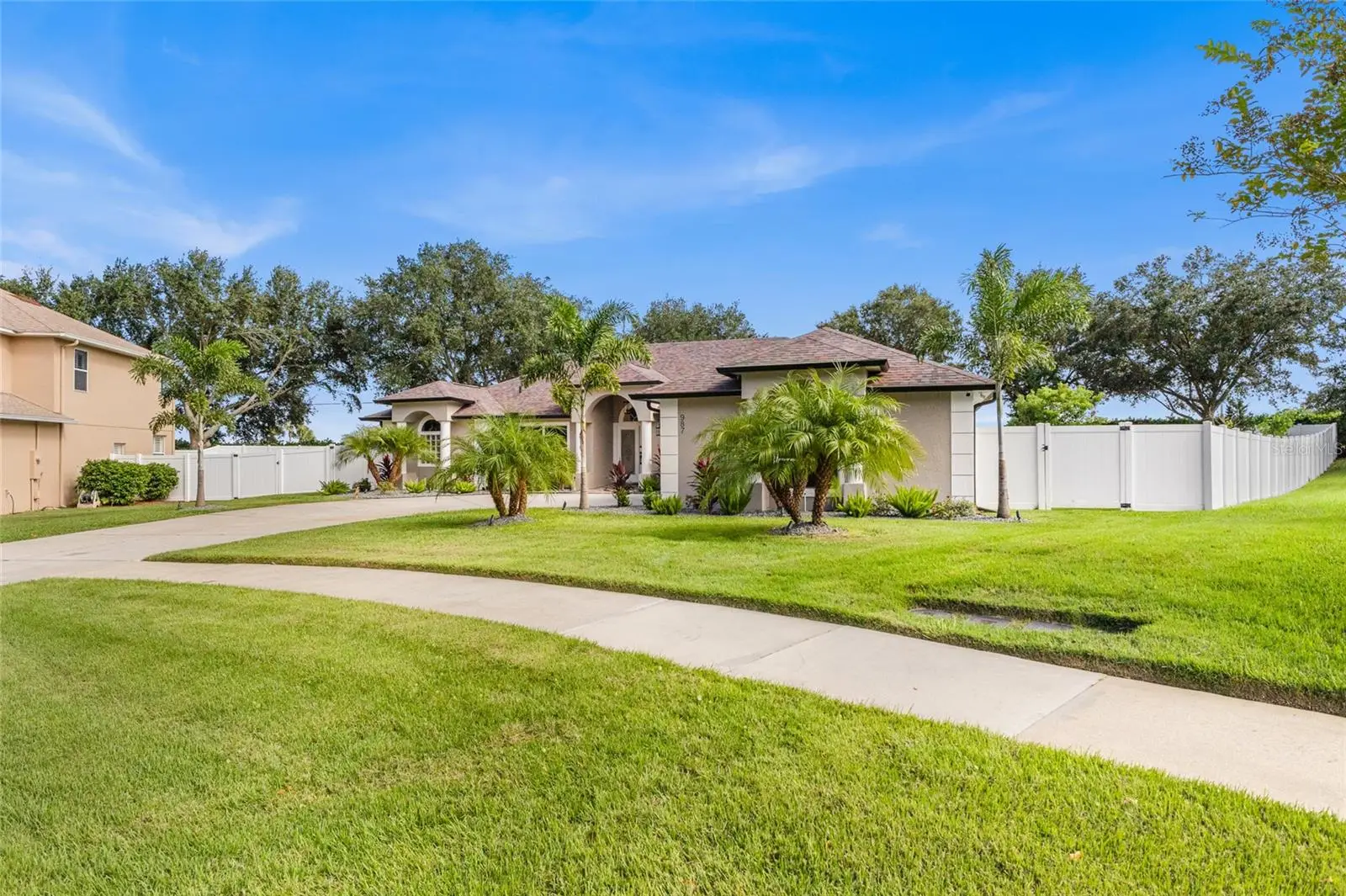 987 Princeton Drive, FL