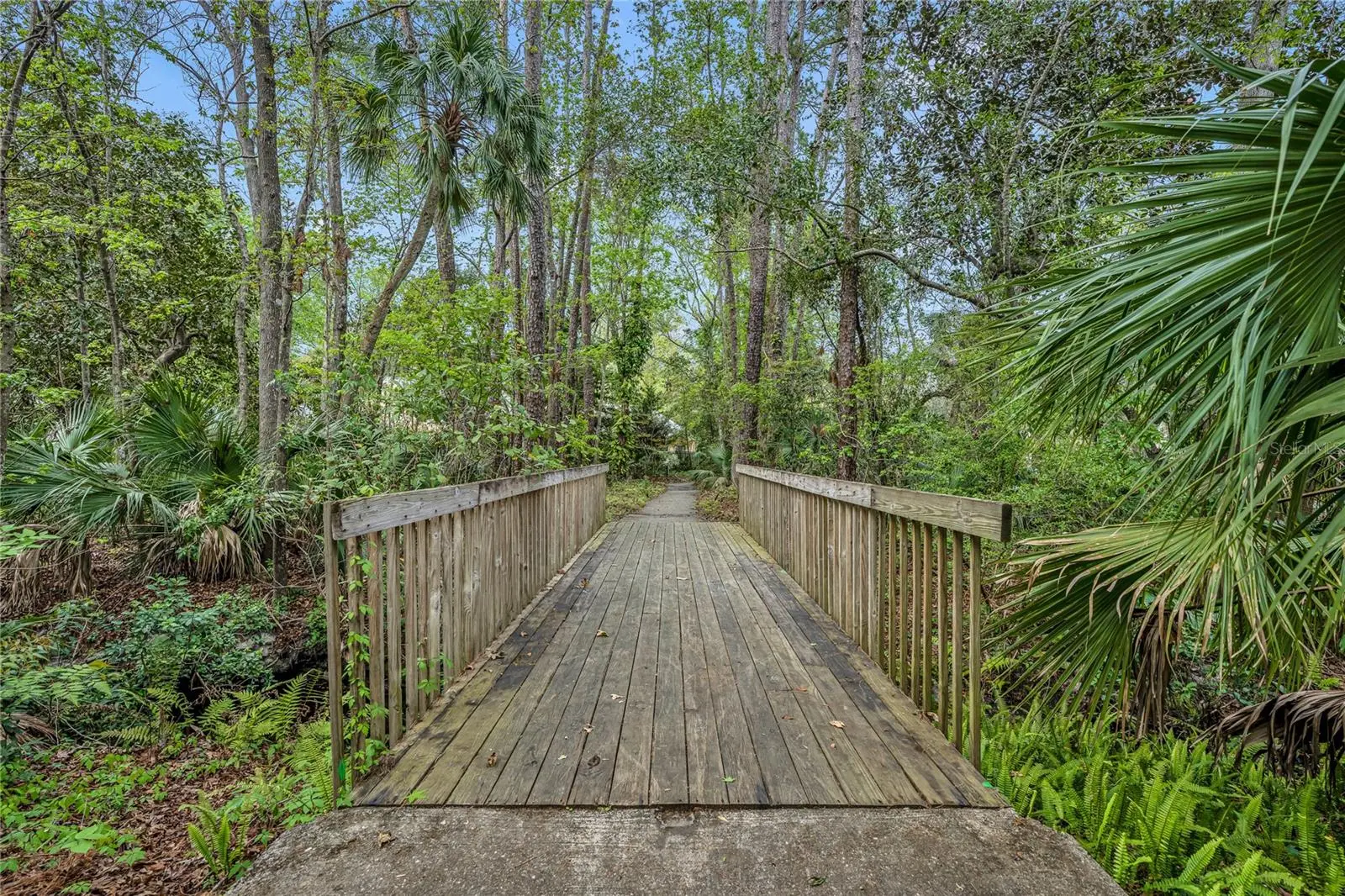 270 Moree Loop, FL