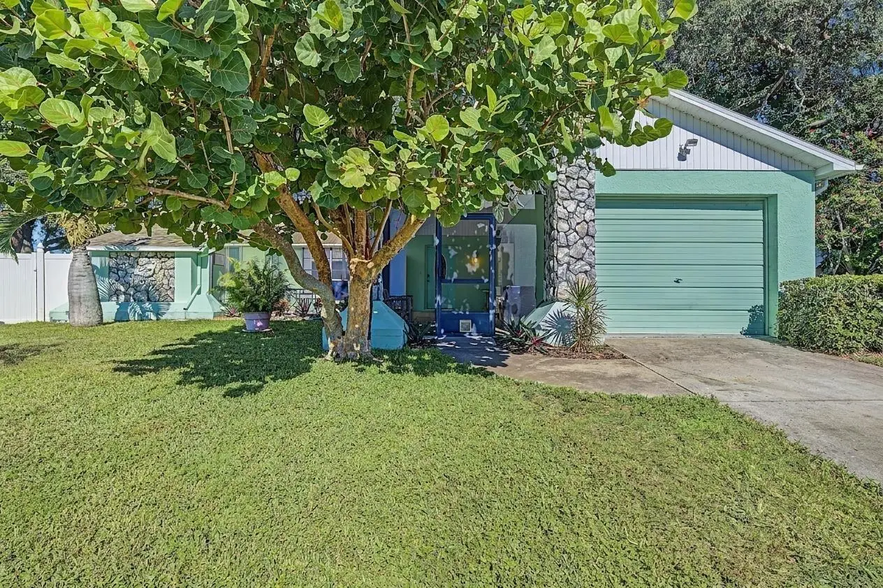 2437 Fieldcrest Court, FL