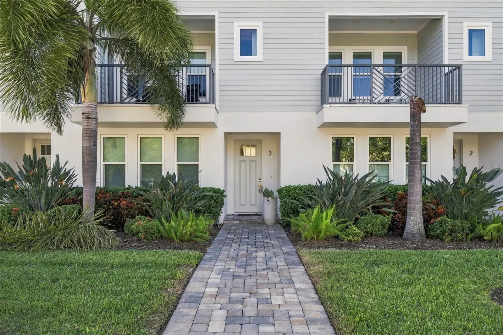 2442 Mississippi Avenue, FL
