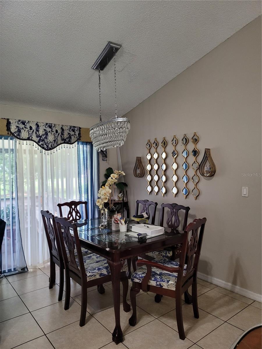 910 San Carlos Way, FL