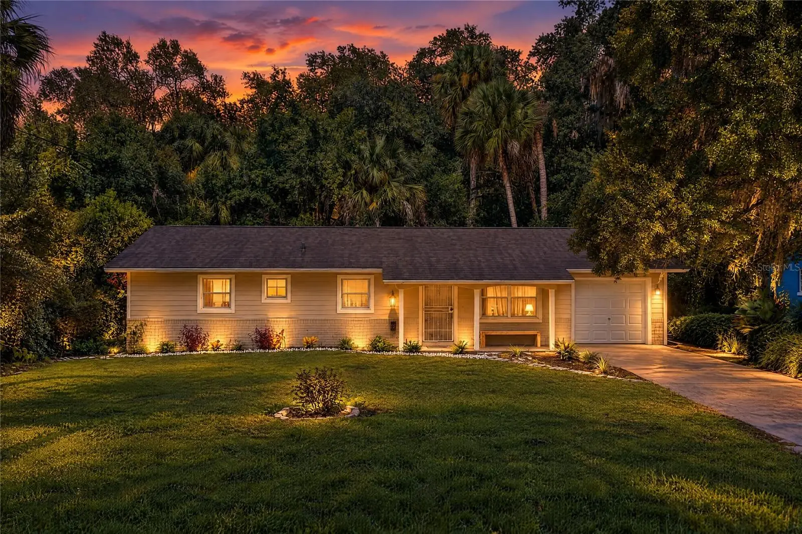 1585 J Williams Lane, FL
