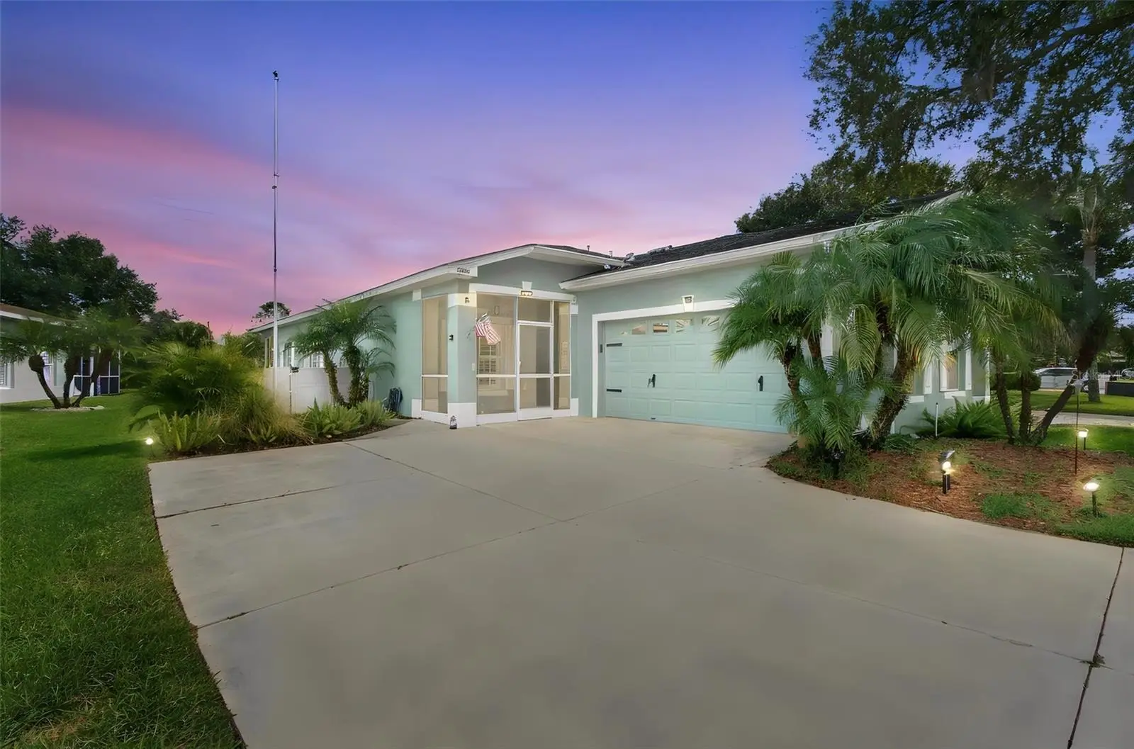 8002 Shaddock Place, FL