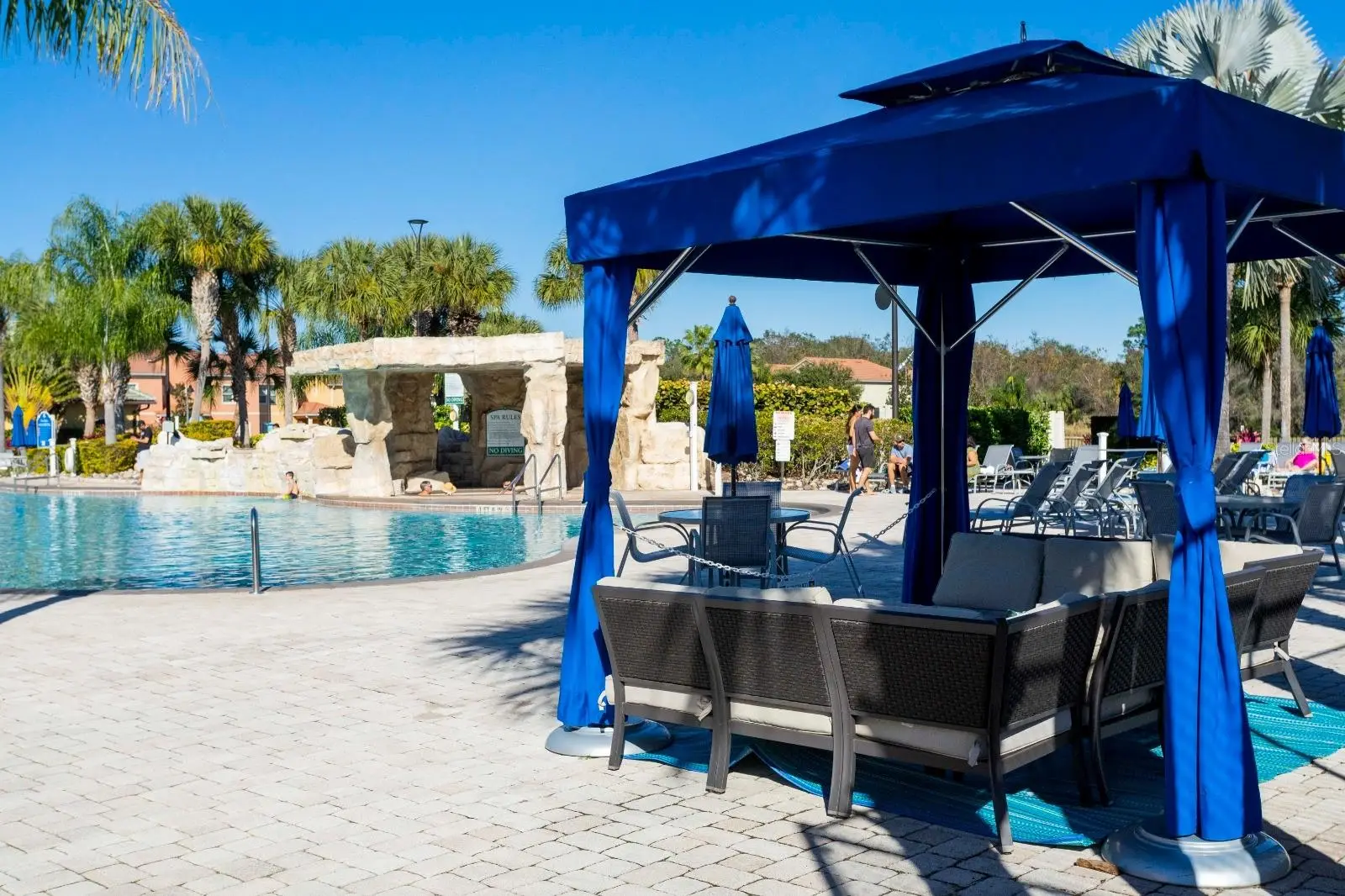 2923 Banana Palm Drive, FL