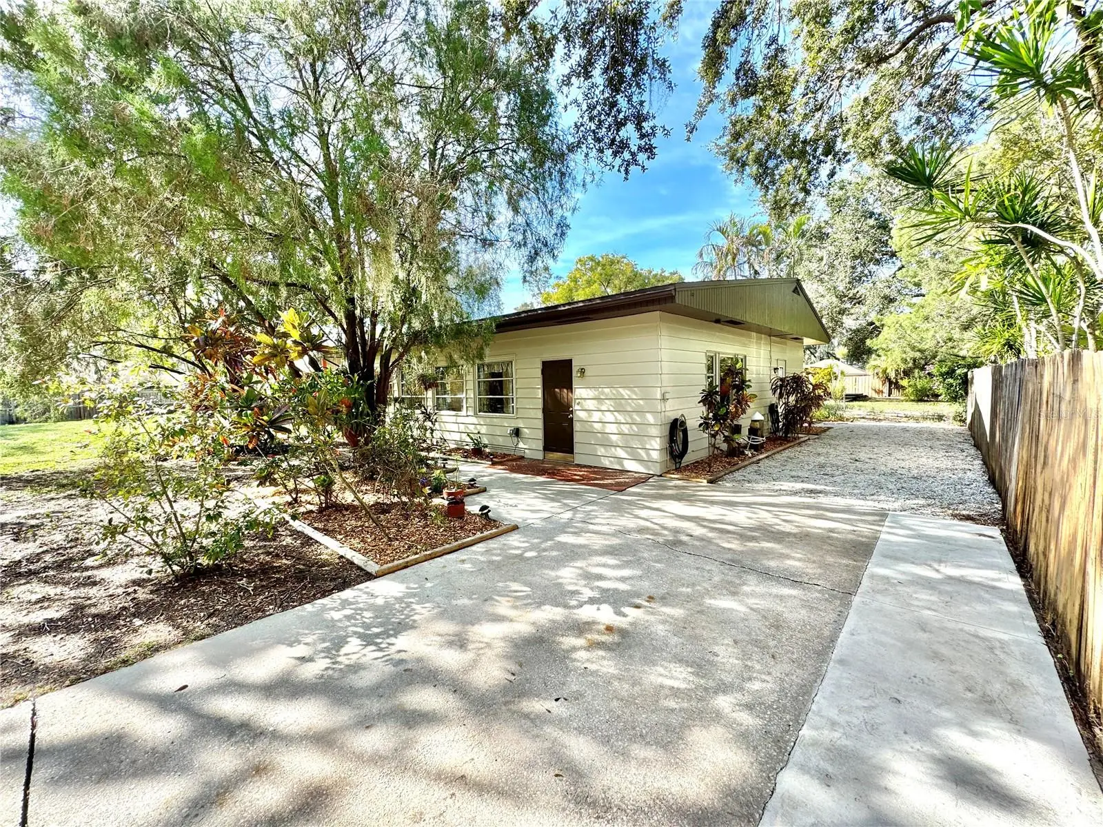 4306 Glory Place, FL