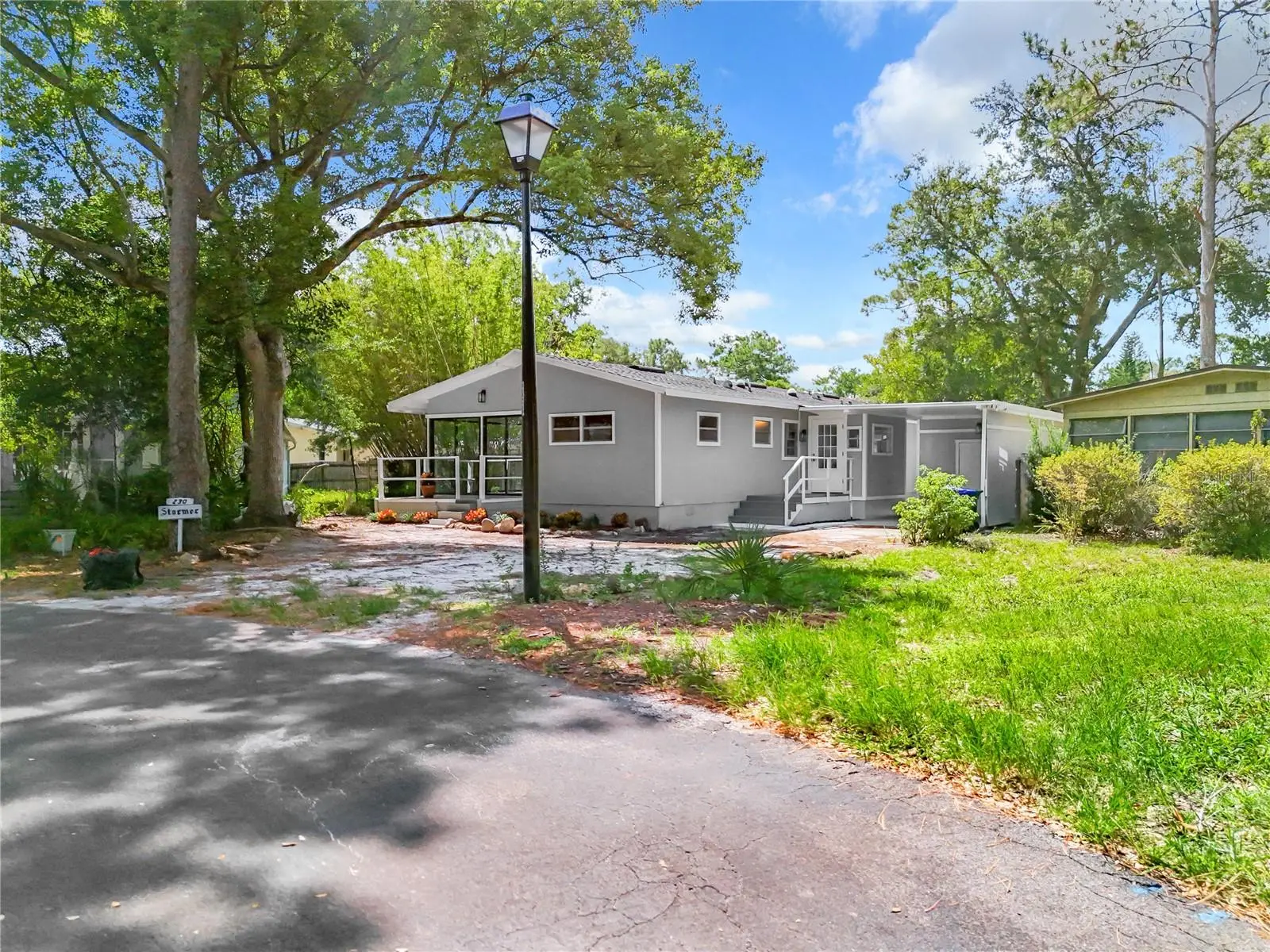 230 Peppertree Court, FL