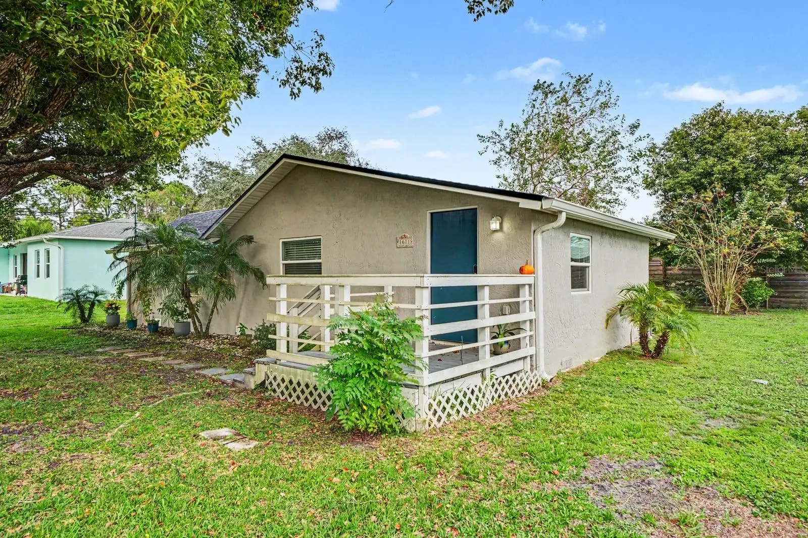 1611 Salmon Street, FL