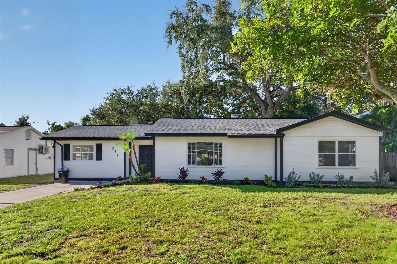 835 Poinsettia Avenue, FL