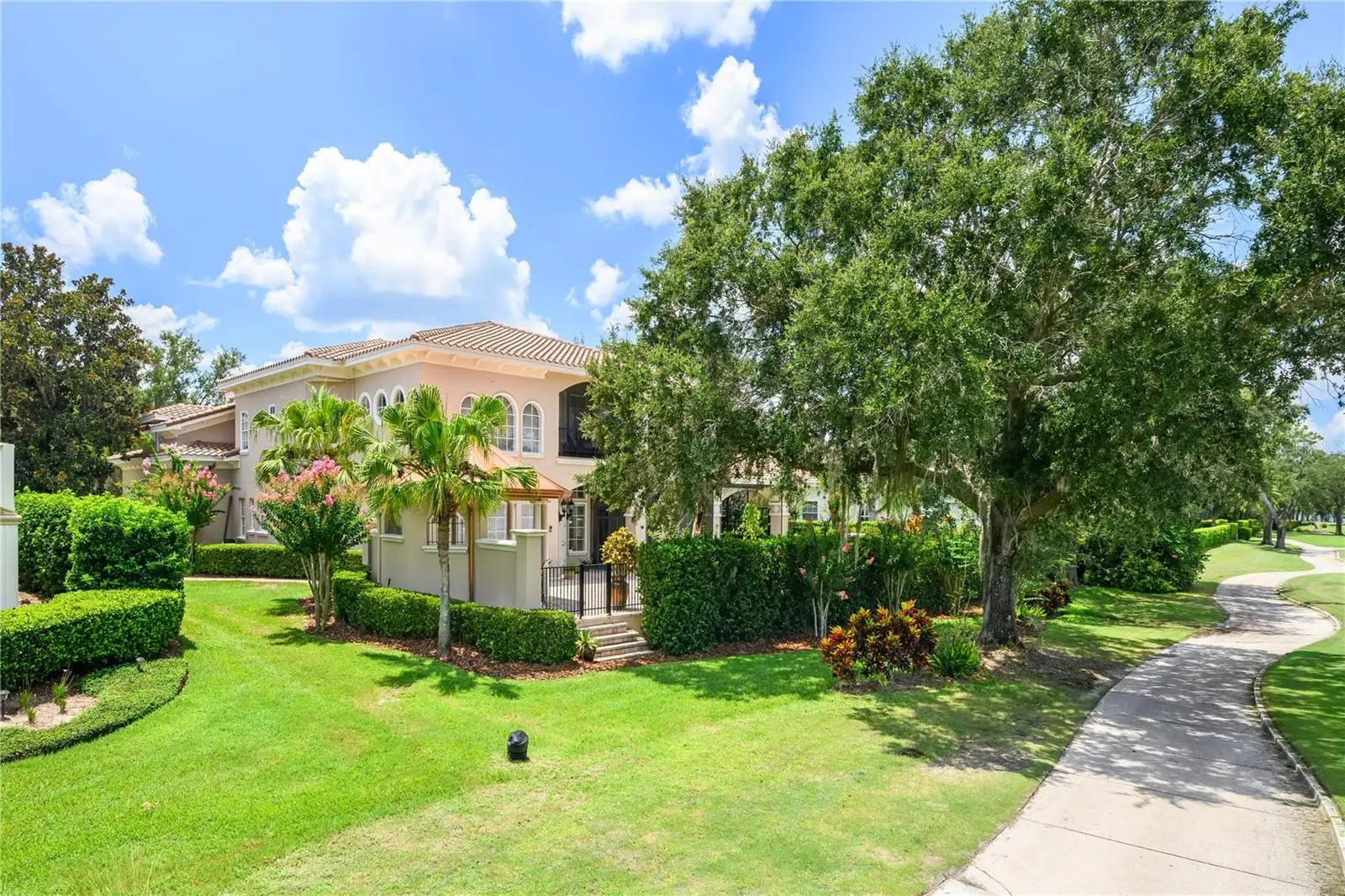 11209 Macaw Court, FL