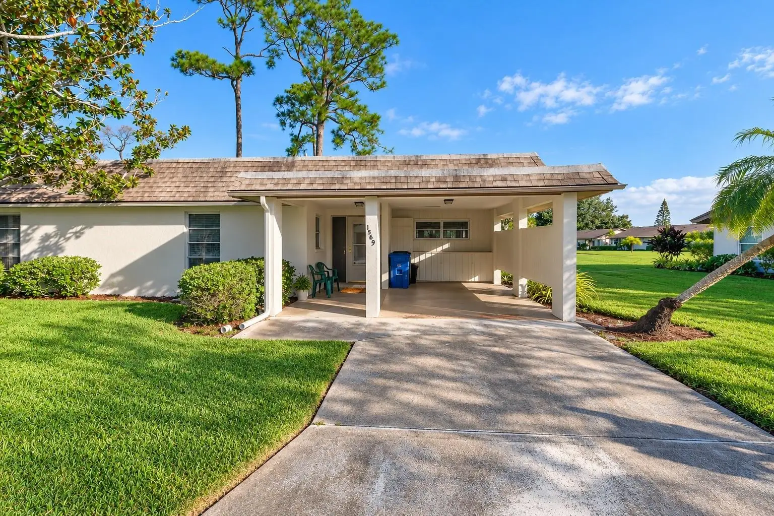 1569 Grand Boulevard, FL
