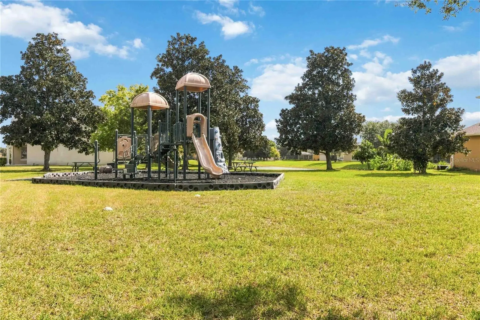 11827 Sheltering Pine Drive, FL