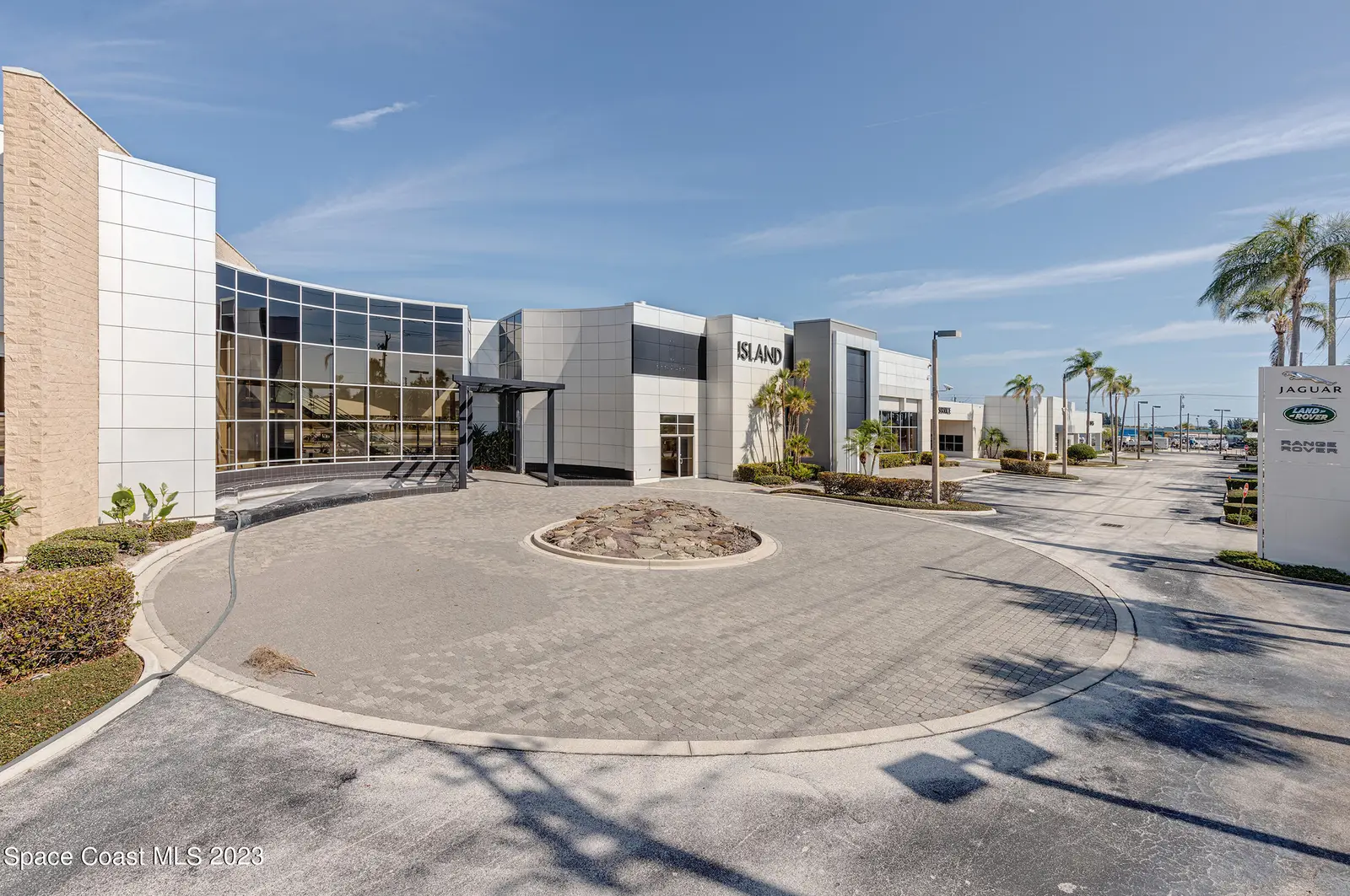 1850 E Merritt Island Causeway, Merritt Island, Fl 32952, FL