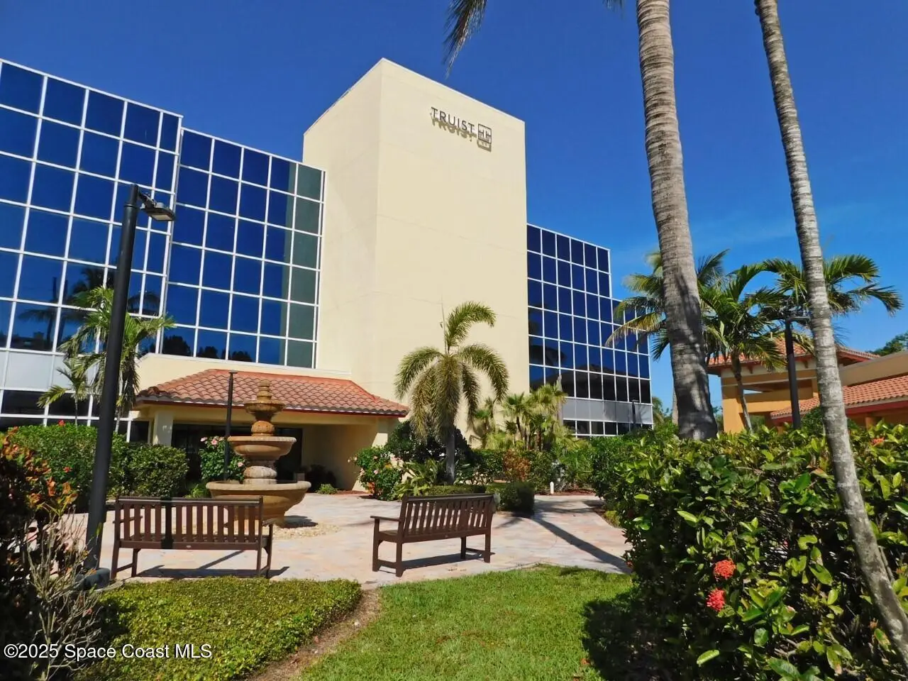 150 Cocoa Isles Boulevard 301 (1,950 Rsf), Cocoa Beach, Fl 32931, FL