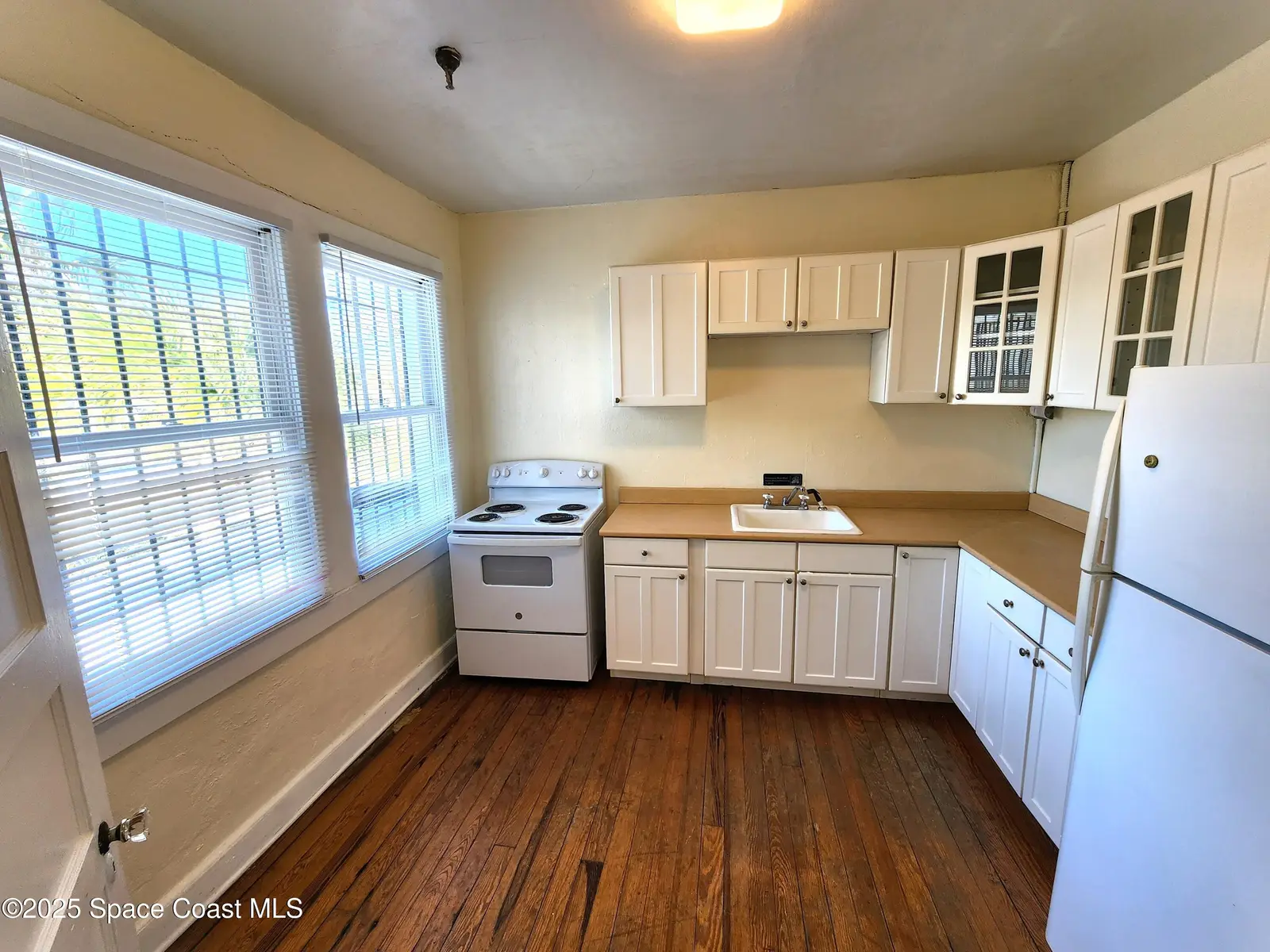 2018 Melbourne Court, Melbourne, Fl 32901, FL